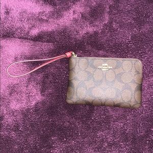 Brand New with tags coach wristlet!!!